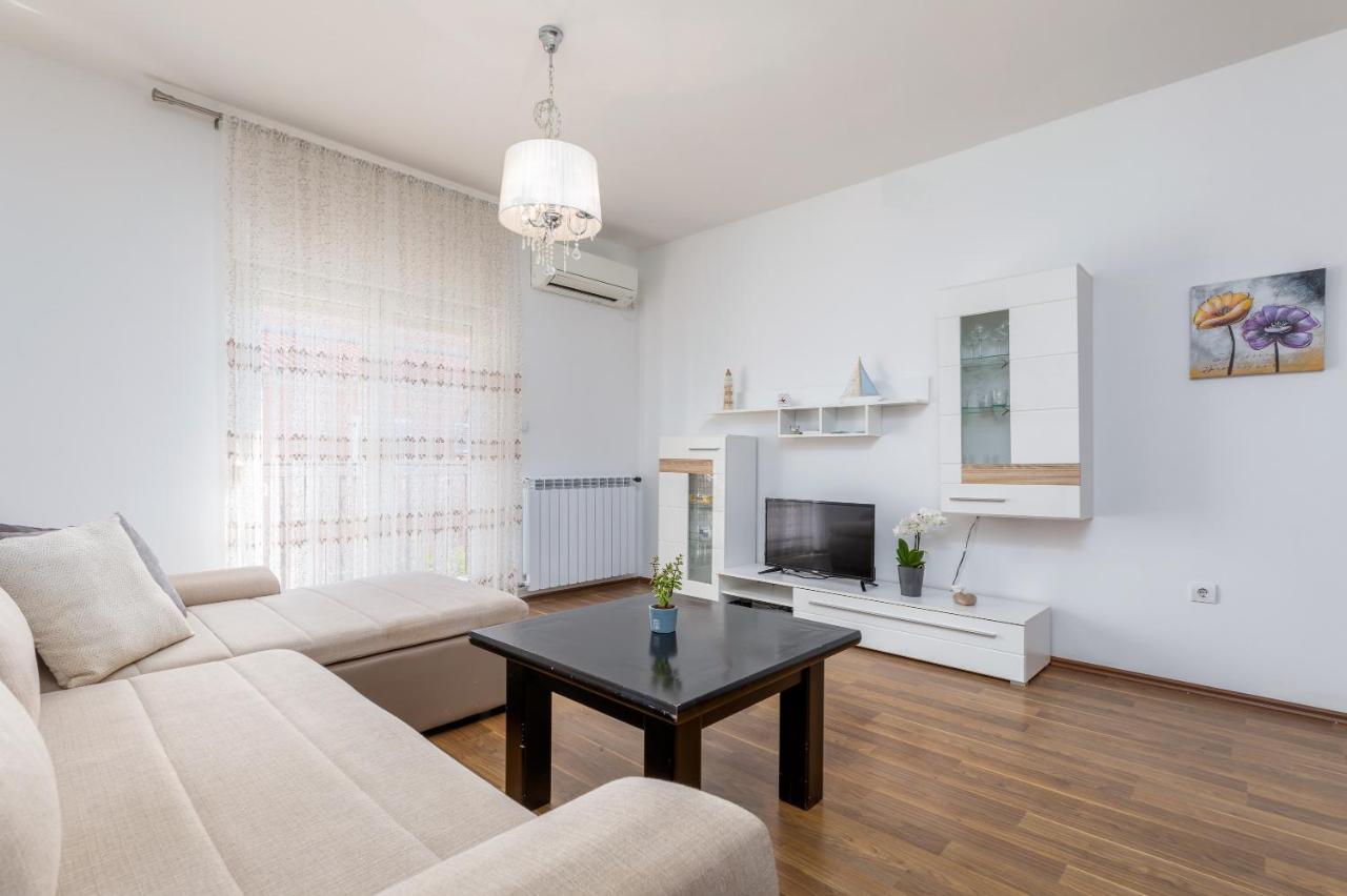 Apartman Vera プーラ エクステリア 写真