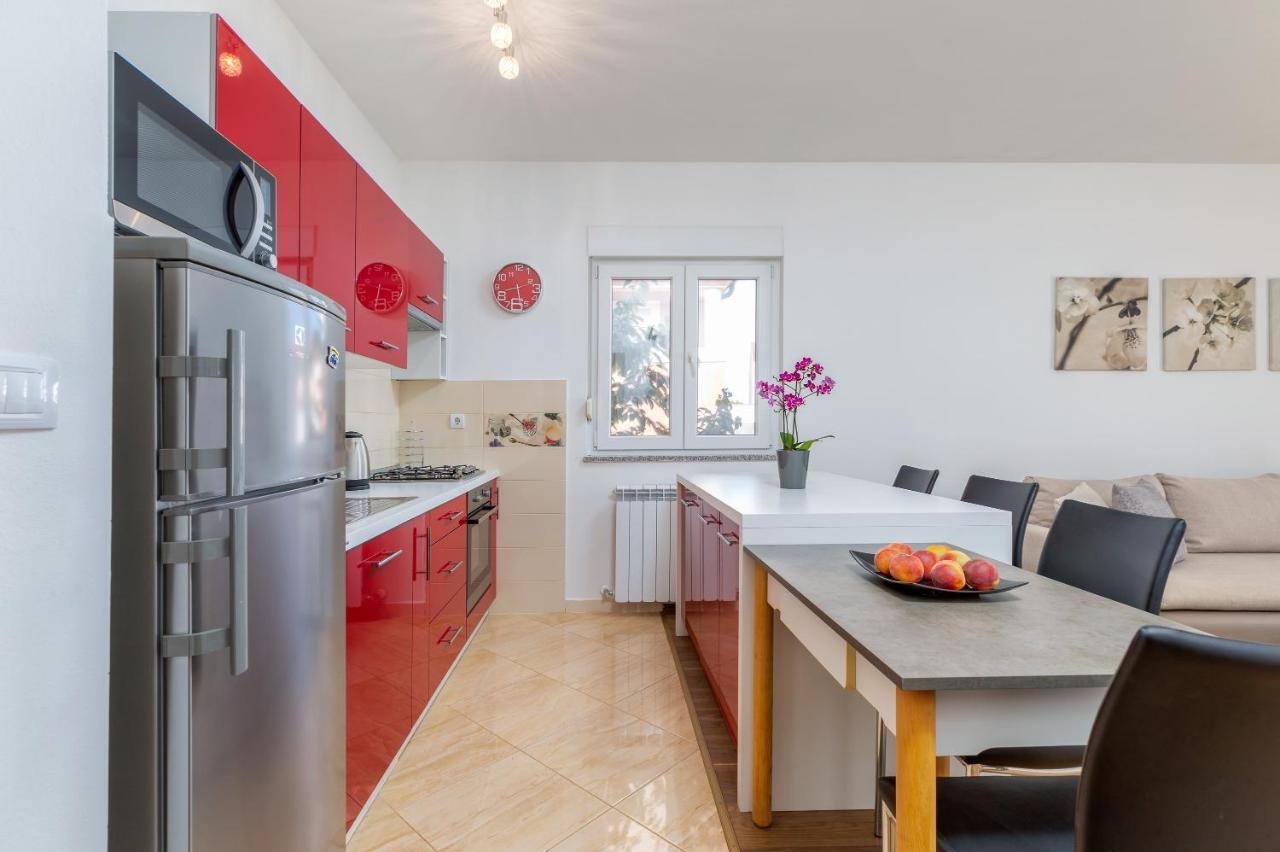 Apartman Vera プーラ エクステリア 写真