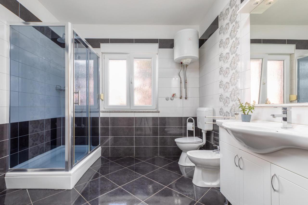 Apartman Vera プーラ エクステリア 写真